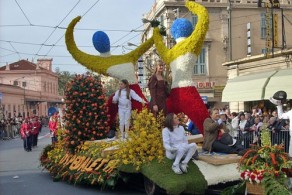 Парад цветов в Сан-Ремо, фото, Италия