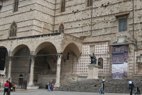 Кафедральный собор Сан-Лоренцо, фото, Перуджа, Италия