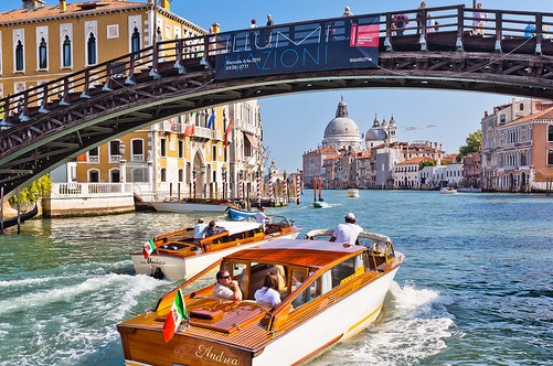 Водное такси в Венеции