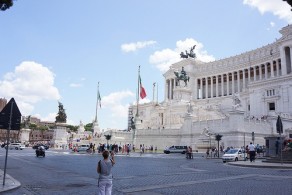 Фонтан Треви в Риме, фото, Площадь Венеции, Рим, Италия