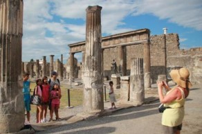 Регулярные экскурсии в Помпеи, фото, в Помпеи из Рима, Италия