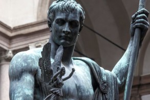 Достопримечательности Милана, фото, Статуя Наполеона, Пинакотека Брера, Италия