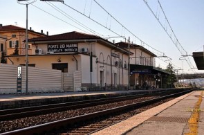 Как добраться до Форте-дей-Марми, фото, железнодорожная станция, Forte dei Marmi-Seravezza-Querceta, Италия