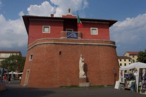 Что посмотреть в Форте-дей-Марми, фото, старинная крепость, Тоскана, Италия