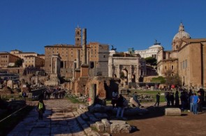 Чем заняться в Риме в декабре, фото, экскурсия, Римский Форум, Италия