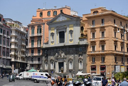 Экскурсии в Неаполе, фото, Церковь Святого Фердинанда, Неаполь, Италия