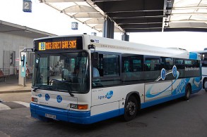 Автобусы из аэропорта Ниццы, фото, автобус 99, бесплатный шаттл, Ницца, Франция
