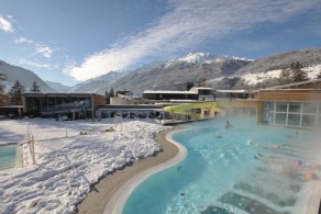 Горнолыжный курорт Бормио, фото, термальный бассейн, Альпы, Италия
