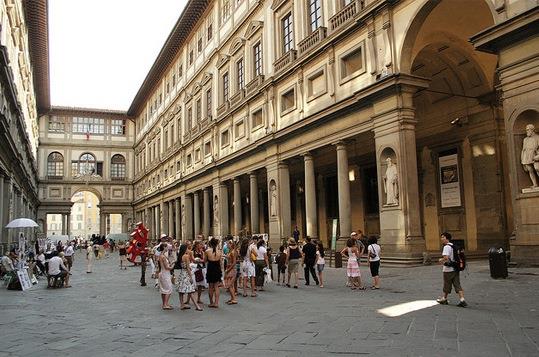 Галерею Уффици можно посетить в рамках одноименной экскурсии по Флоренции
