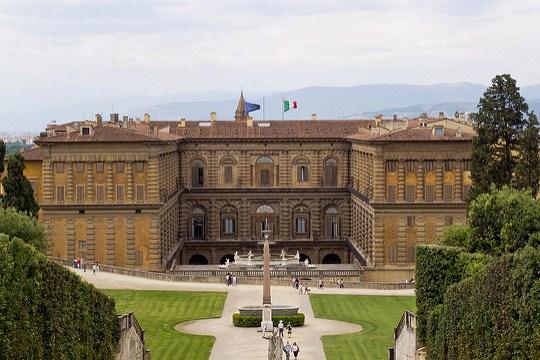 Дворец Питти во Флоренции