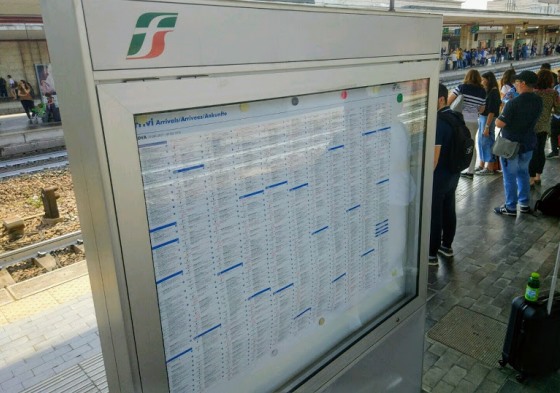 Расписание вокзала в Болонье